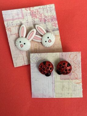 Kid’s entrepreneur shop rabbit and ladybug earrings.